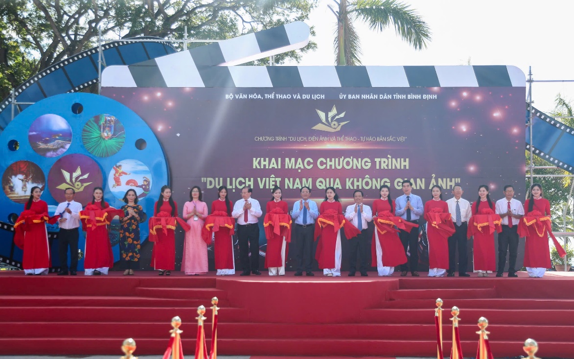 Viện Phim Việt Nam tổ chức Hội đồng tự đánh giá Đề tài cấp Bộ: “Sự vận động của nhân vật trong phim truyện đề tài chiến tranh Việt Nam của điện ảnh Việt Nam và điện ảnh Mỹ sau năm 1975”