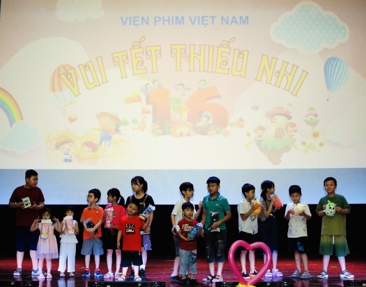 Chương trình chiếu phim về đề tài Chiến tranh Việt Nam tại Hà Nội