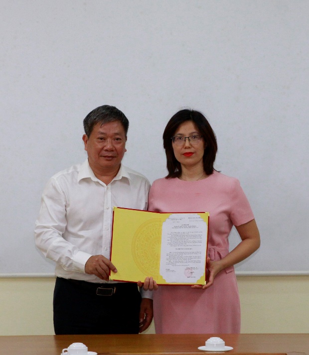 Lễ công bố và trao Quyết định Bí thư Đảng ủy Viện Phim Việt Nam nhiệm kỳ 2020 - 2025