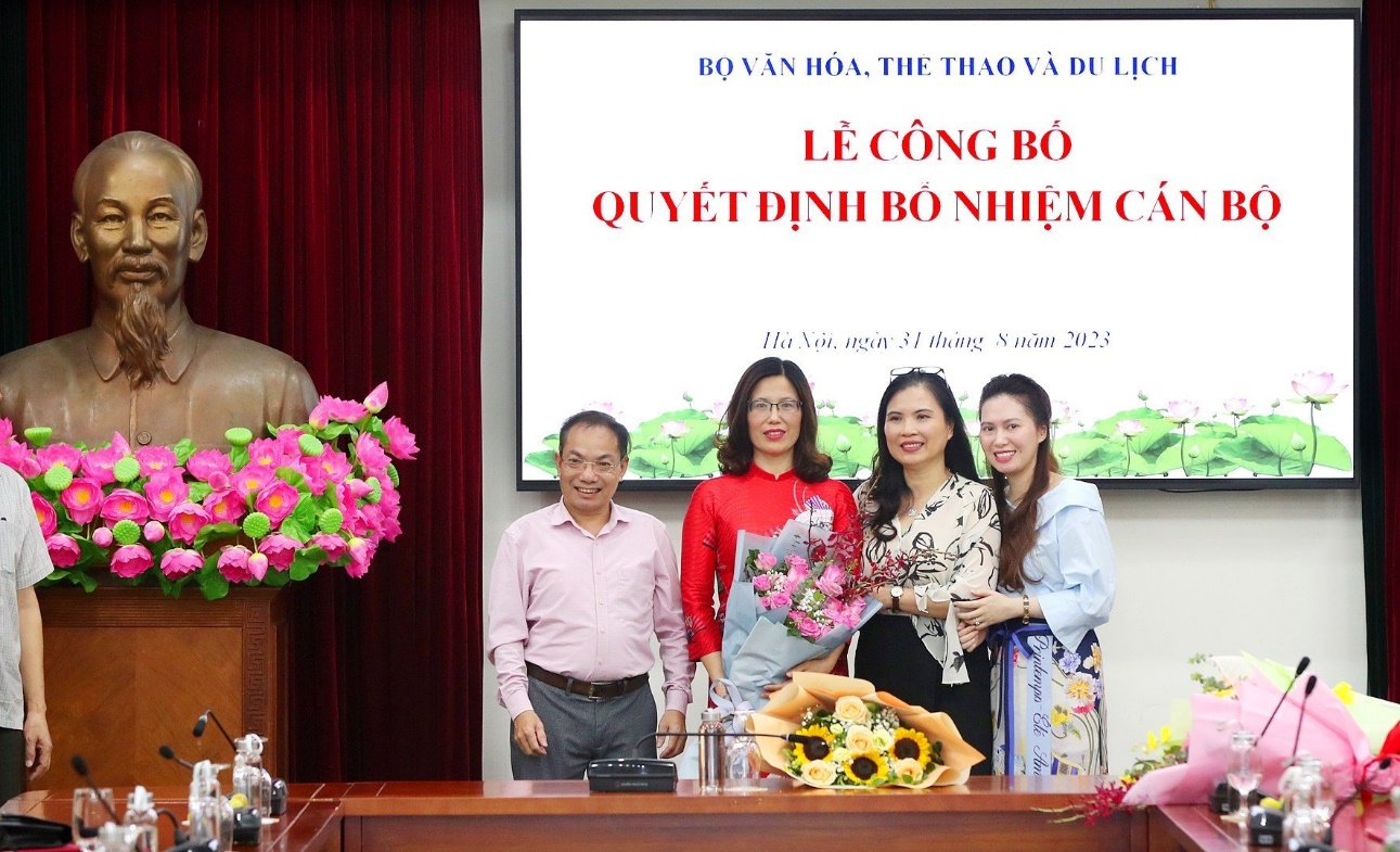 "Trao giọt máu đào - Nhân niềm hạnh phúc" - Ngày hội Hiến máu tình nguyện ý nghĩa được tổ chức tại Viện Phim Việt Nam